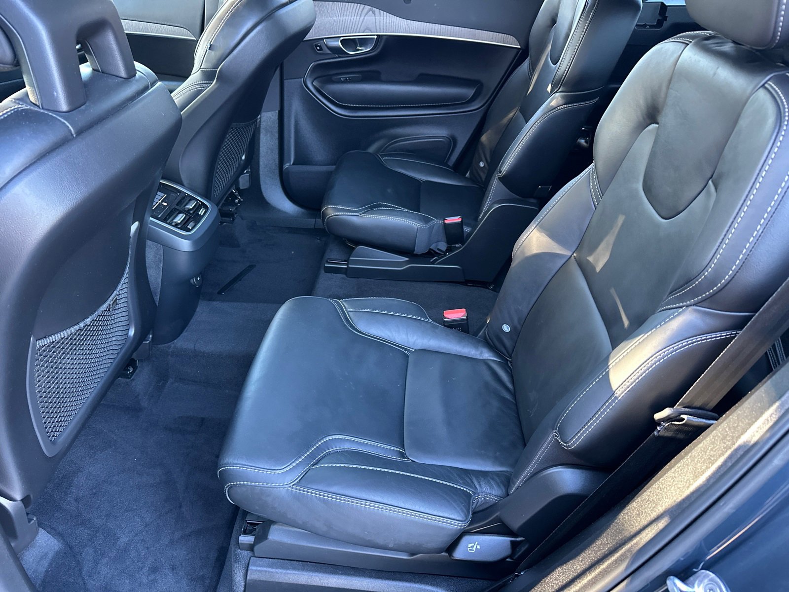 Used 2022 Volvo XC90 T6 Inscription image 22