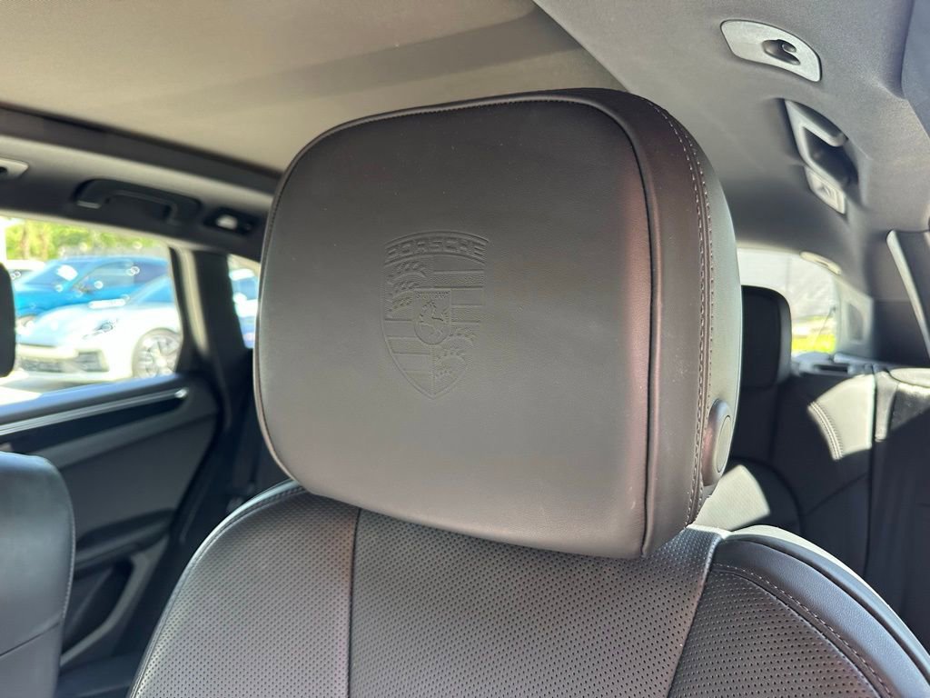 Certified 2024 Porsche Macan S image 25