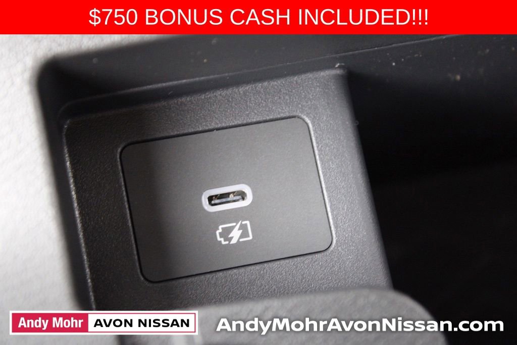 New 2025 Nissan Versa SV w/ Trunk Package image 27