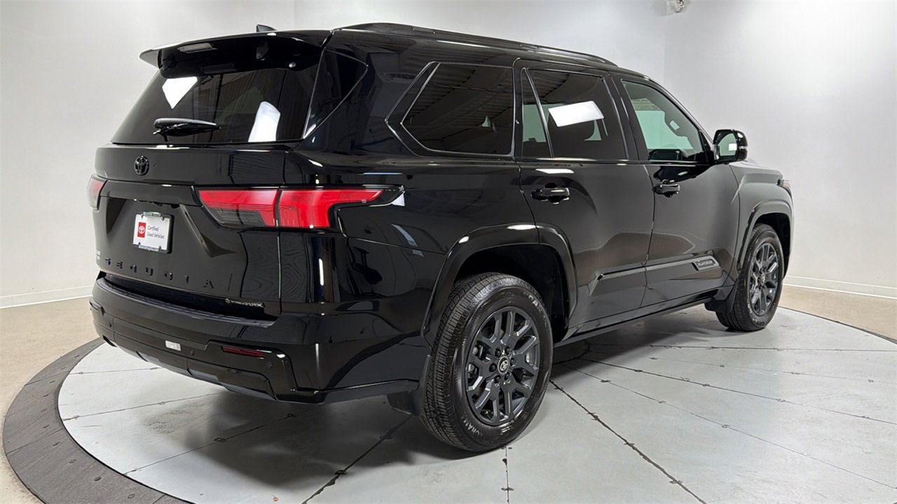 Certified 2026 Toyota Sequoia Platinum image 5