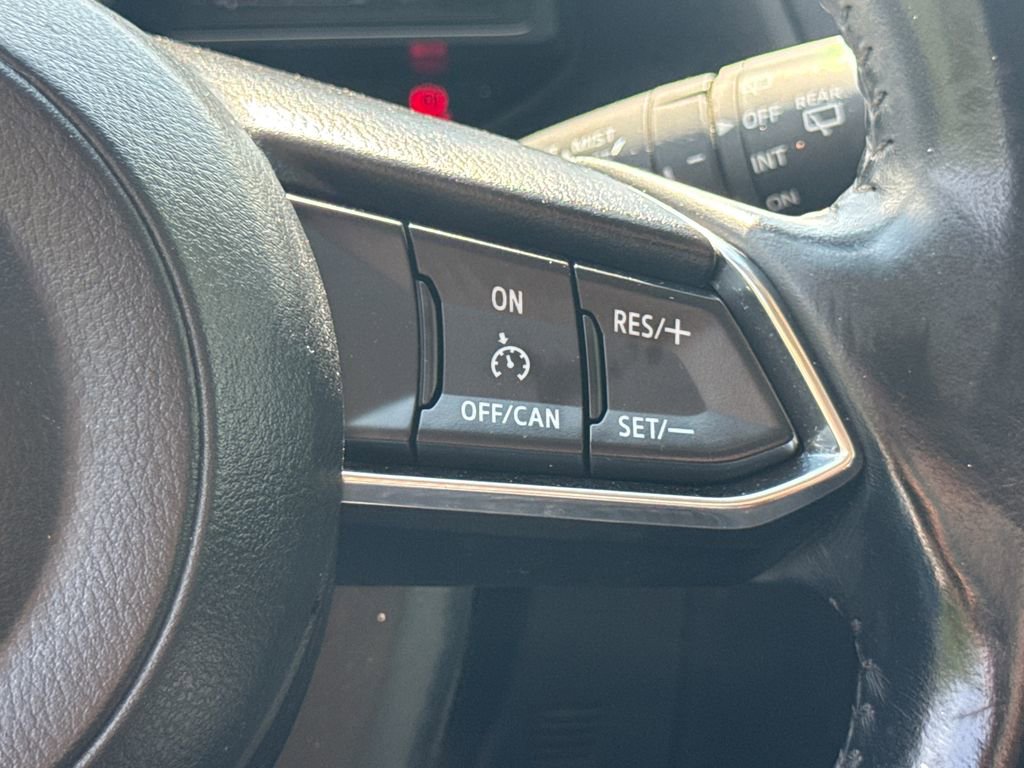 Used 2017 MAZDA MAZDA3 Touring FWD image 28