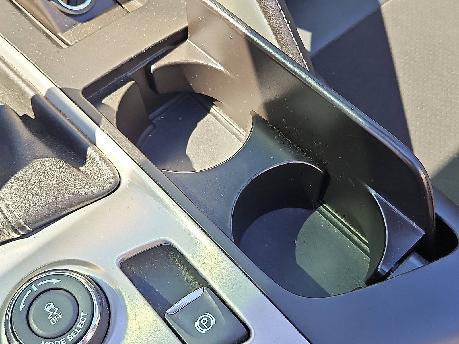 Used 2014 Chevrolet Corvette Stingray Convertible w/ 2LT Preferred Equipment Group image 24