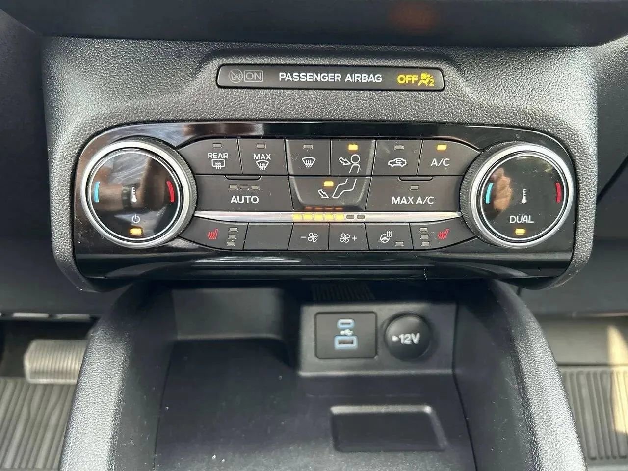 Used 2022 Ford Escape SE w/ Convenience Package AWD/4WD image 18