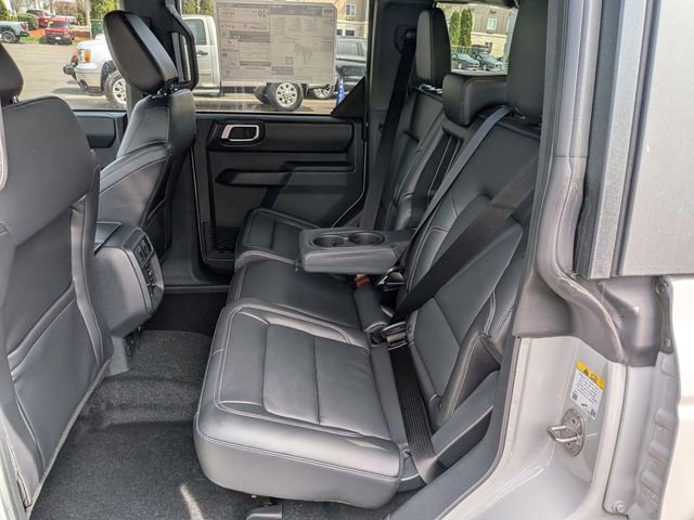 New 2026 Ford Bronco Outer Banks AWD/4WD image 12
