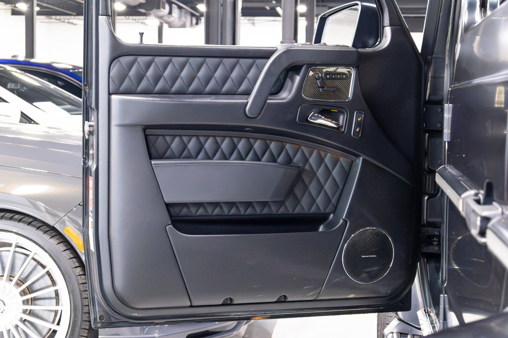 Used 2017 Mercedes-Benz G 63 AMG 4MATIC image 5