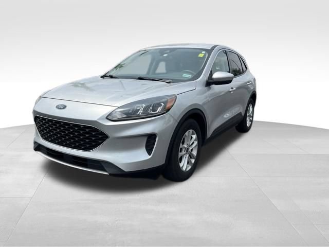 Used 2020 Ford Escape SE FWD image 3