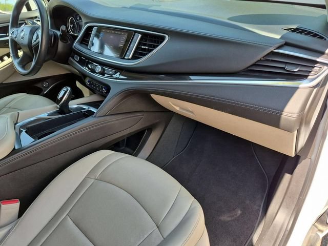 Certified 2020 Buick Enclave Premium w/ Sun and Sites Package AWD/4WD image 27