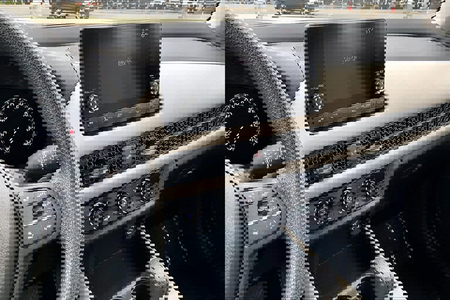 Used 2023 Honda HR-V LX image 6