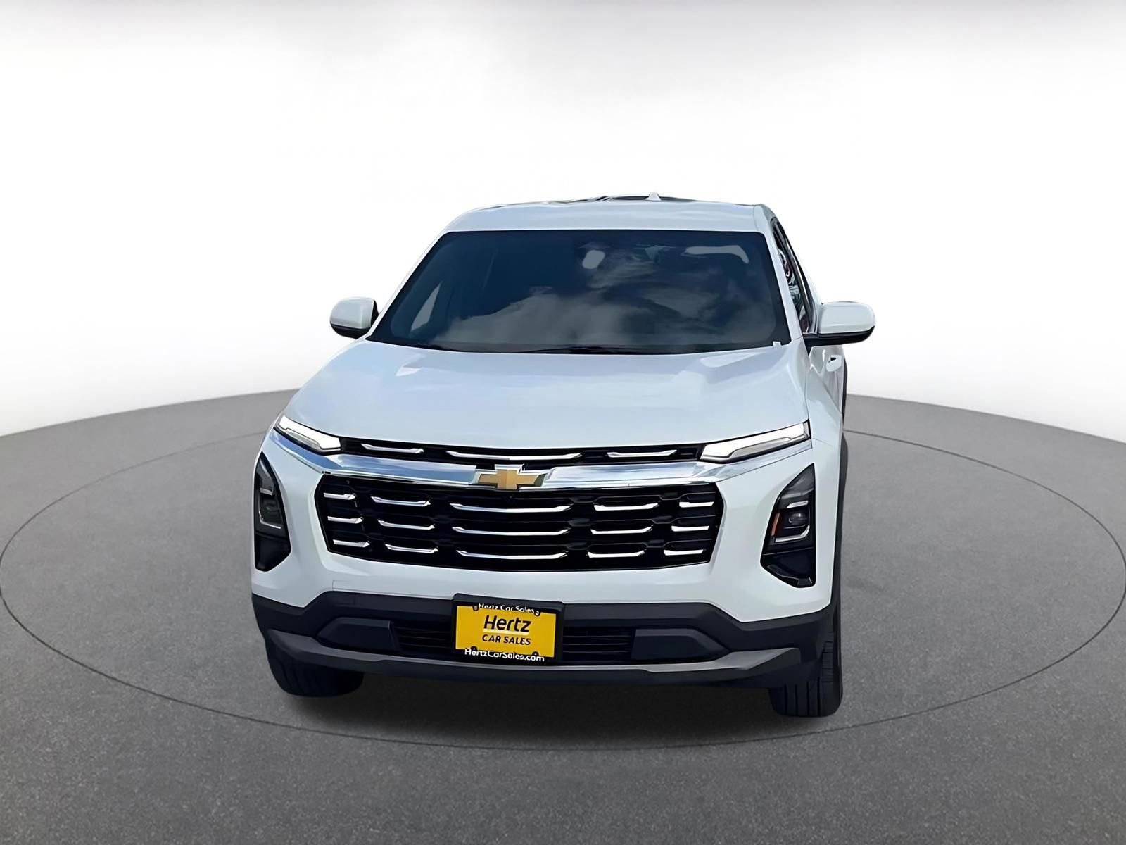 Used 2025 Chevrolet Equinox LT FWD image 4