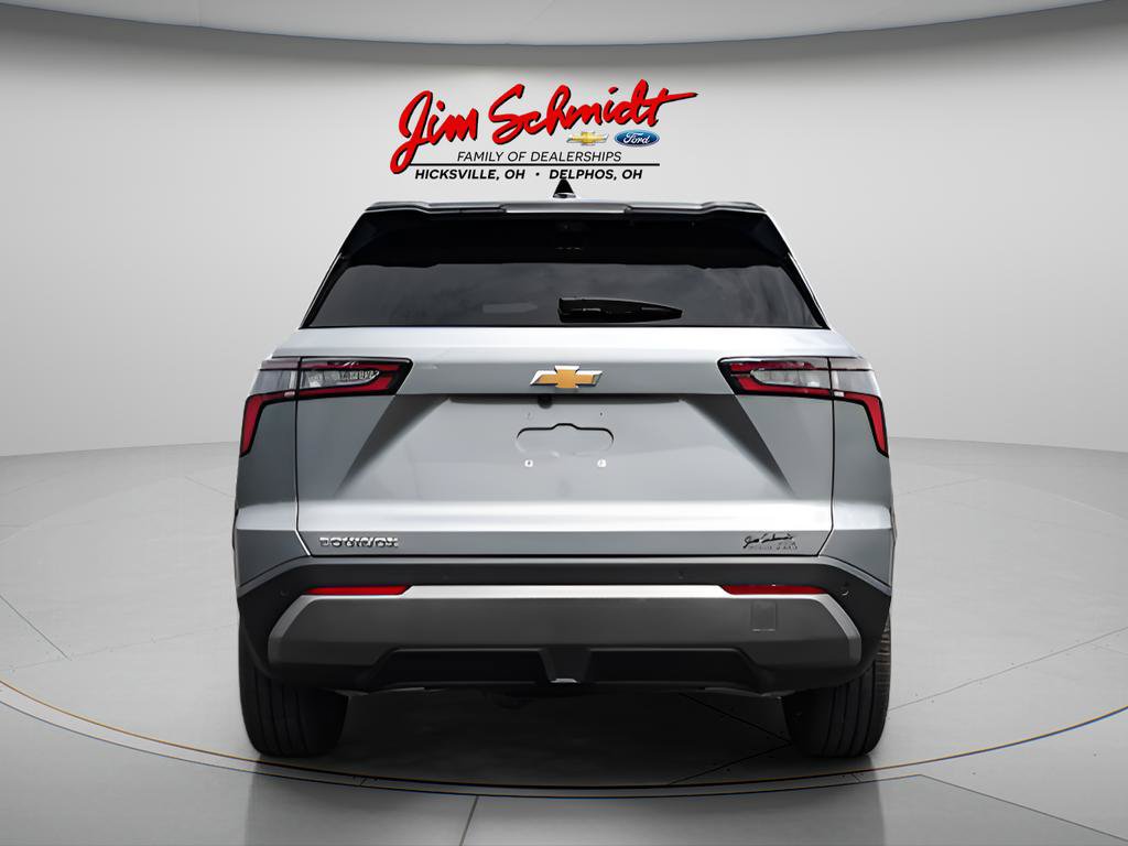 New 2026 Chevrolet Equinox LT w/ Convenience Package II FWD image 5