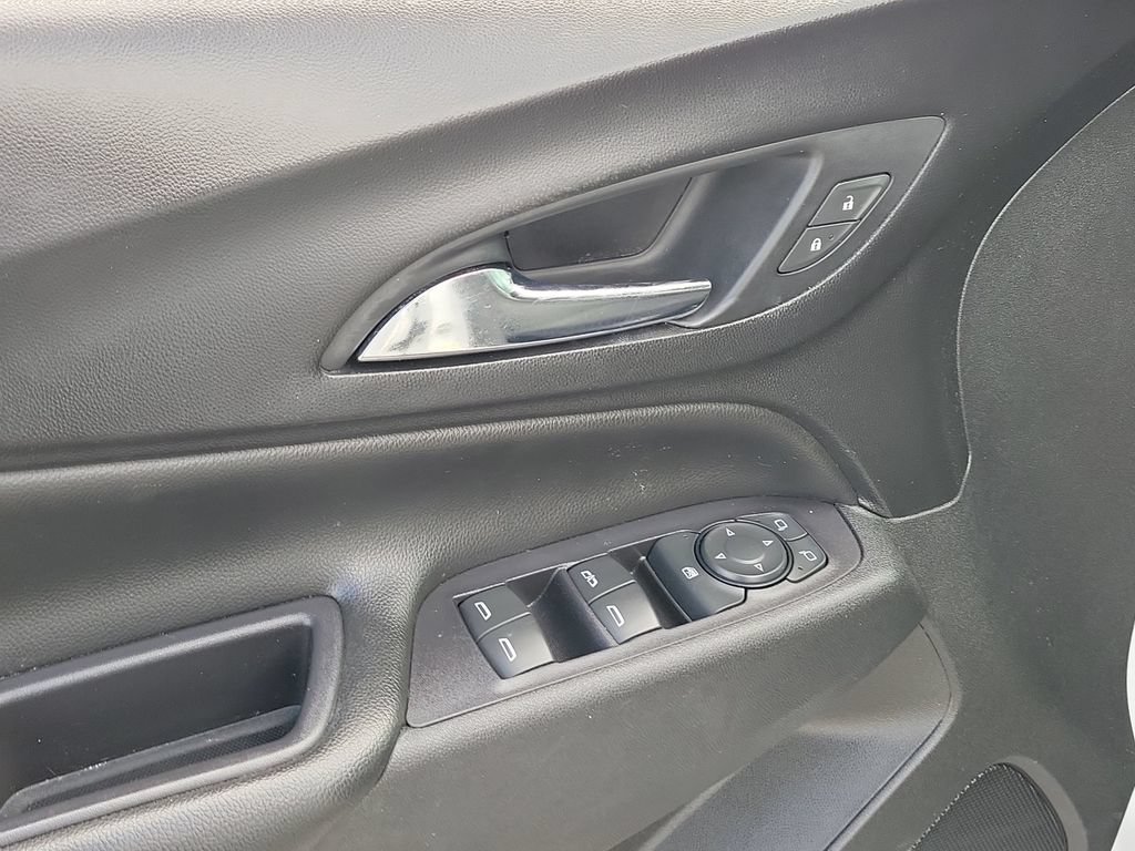 Used 2020 Chevrolet Equinox LT FWD image 20