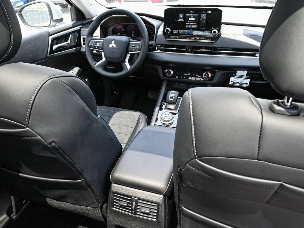 New 2024 Mitsubishi Outlander SE AWD/4WD image 39