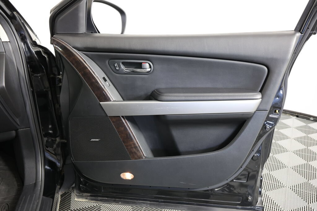 Used 2011 MAZDA CX-9 Grand Touring w/ Moonroof & Bose Audio Pkg AWD/4WD image 28