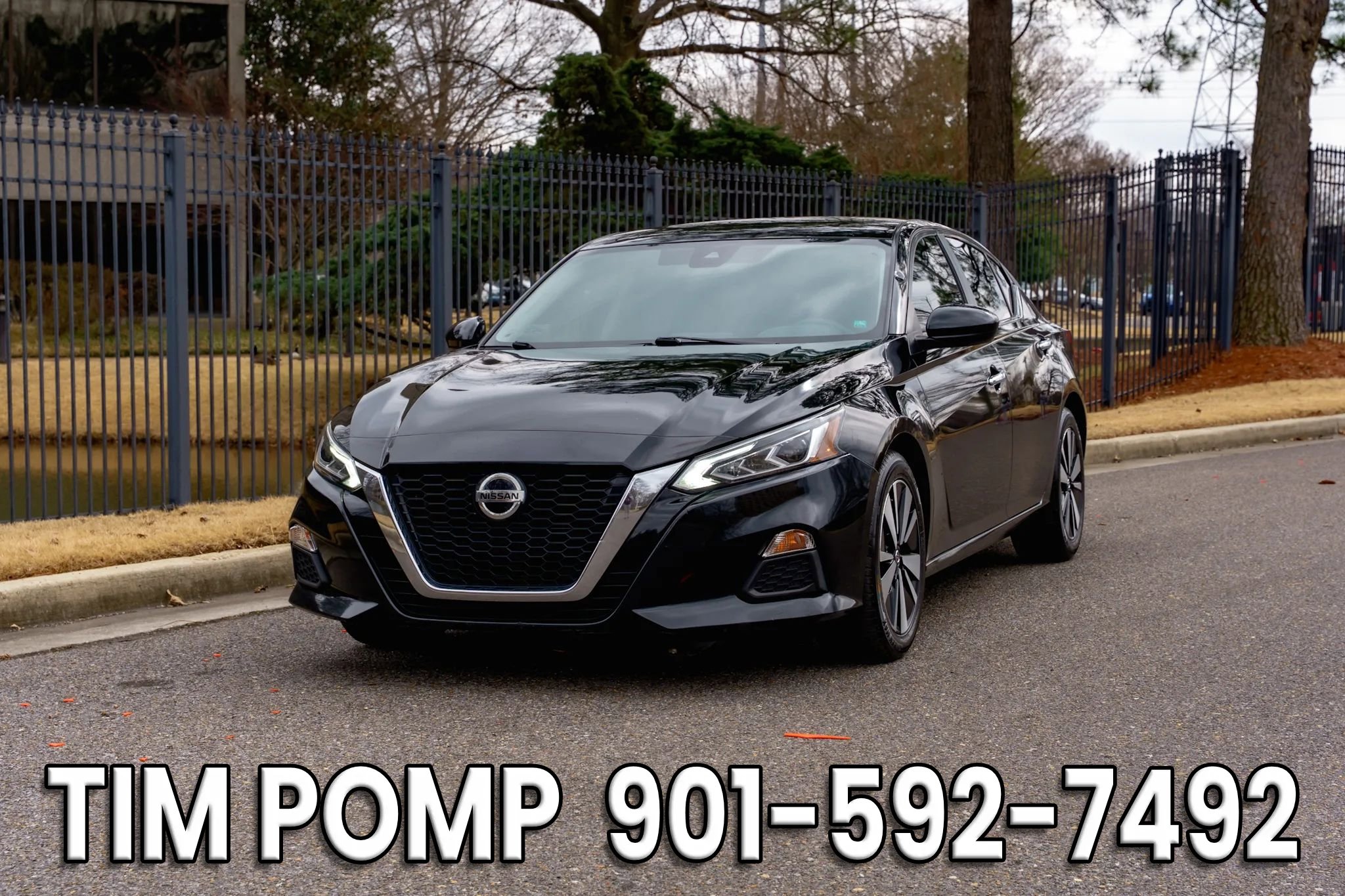Used 2021 Nissan Altima 2.5 SV image 2