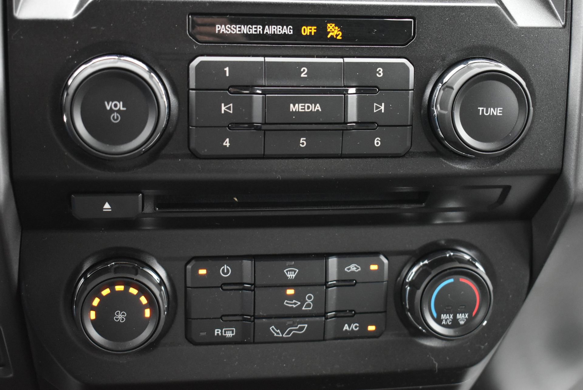 Used 2015 Ford F150 XLT w/ Equipment Group 301A Mid image 28