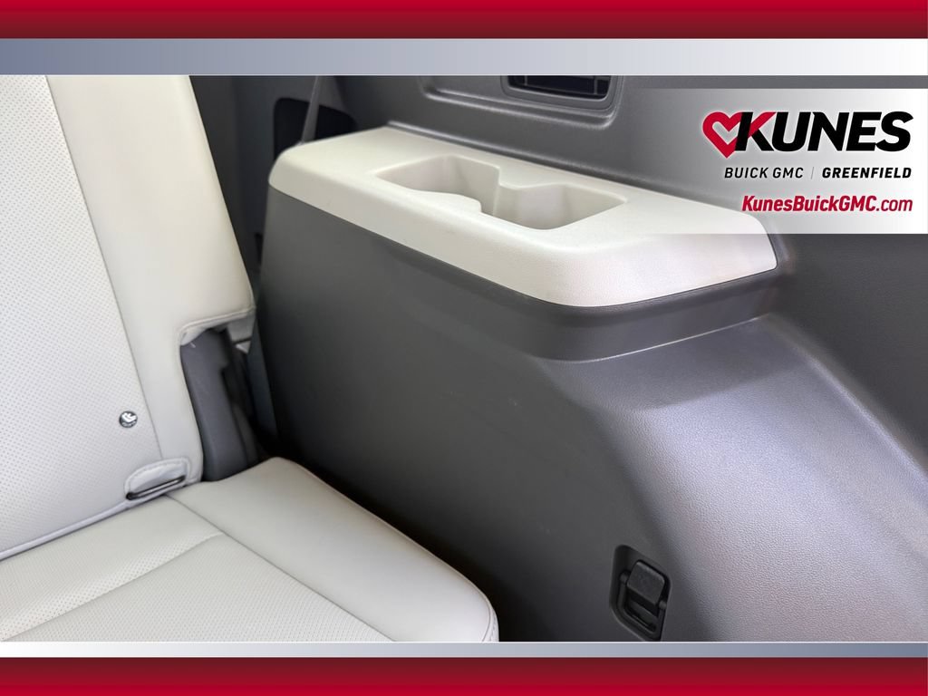 Used 2025 Hyundai Santa Fe SEL AWD/4WD image 37