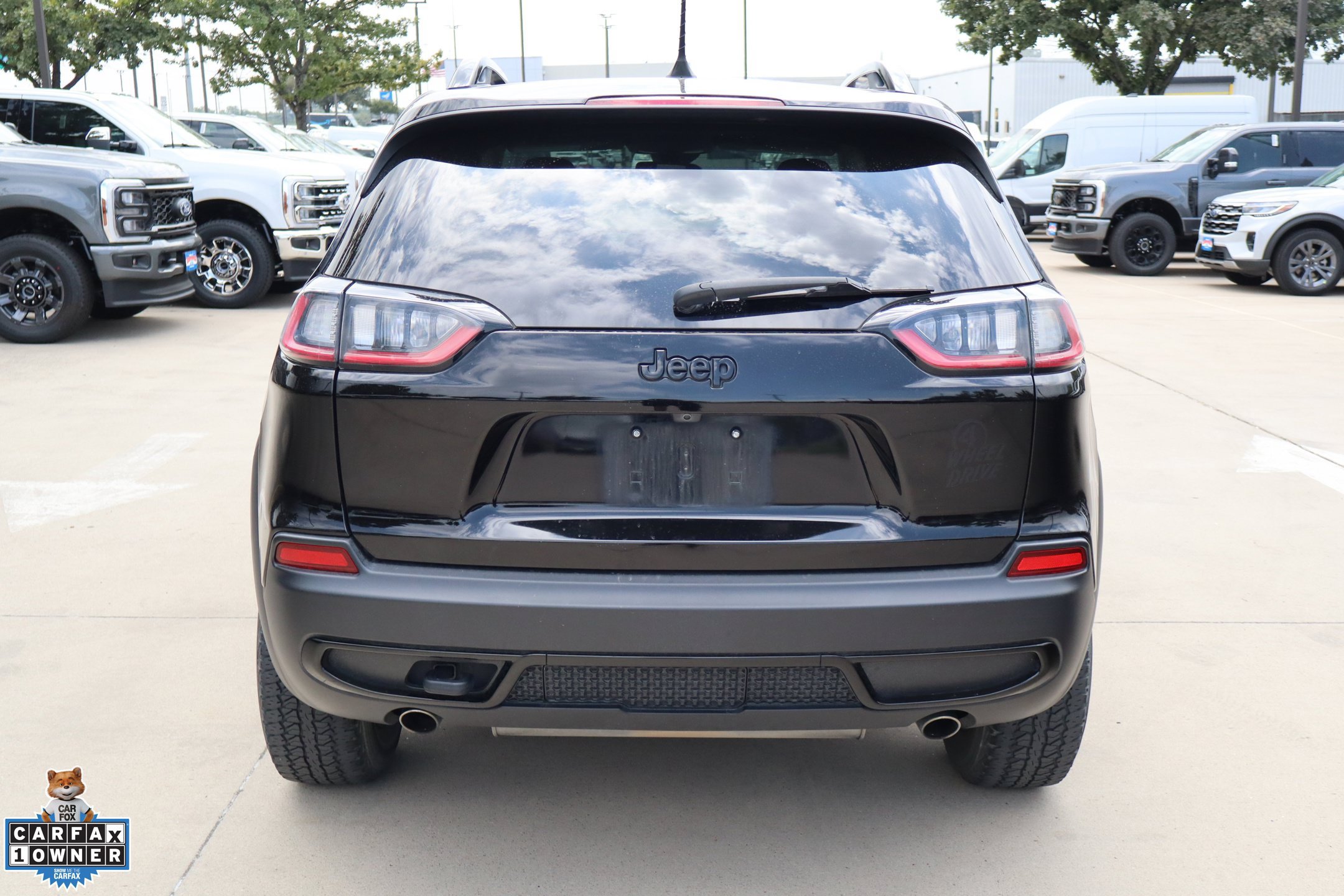 Used 2022 Jeep Cherokee Latitude AWD/4WD image 6