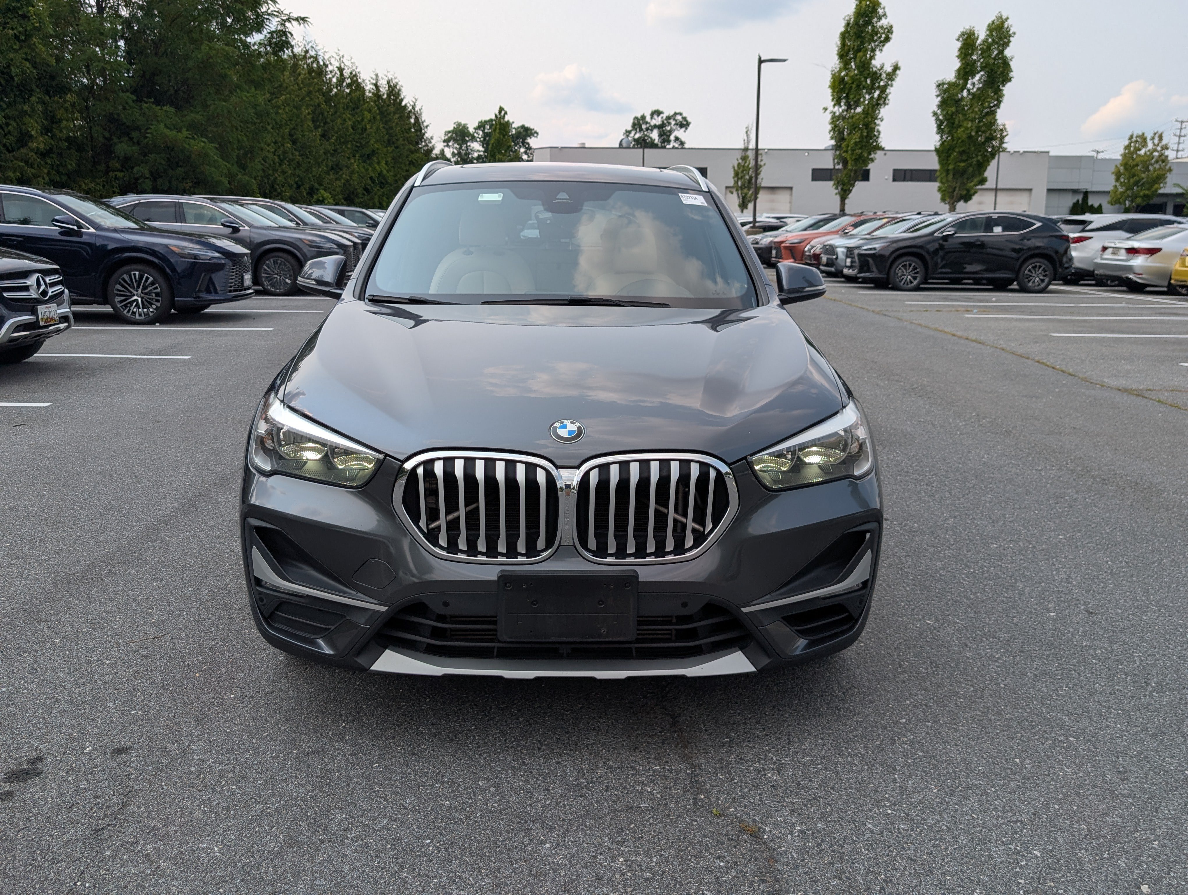 Used 2020 BMW X1 xDrive28i w/ Convenience Package AWD/4WD image 8