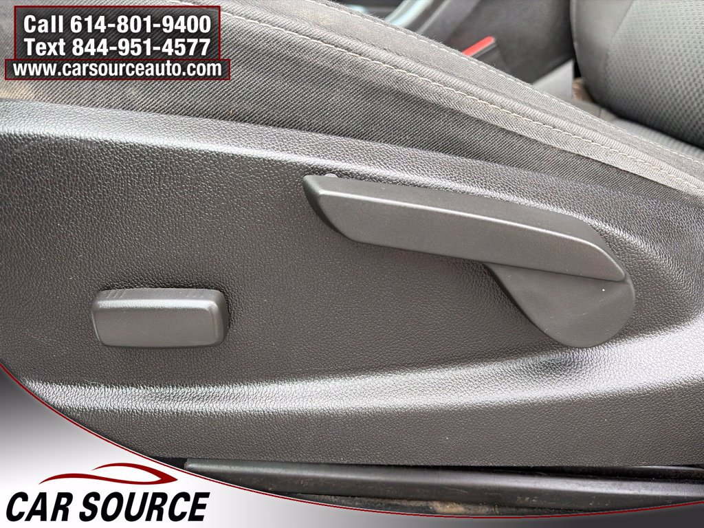 Used 2021 Chevrolet Colorado LT w/ Fleet Safety Package RWD image 14