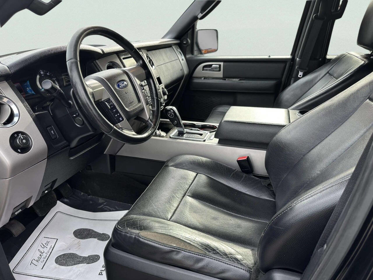 Used 2017 Ford Expedition Max Limited image 9