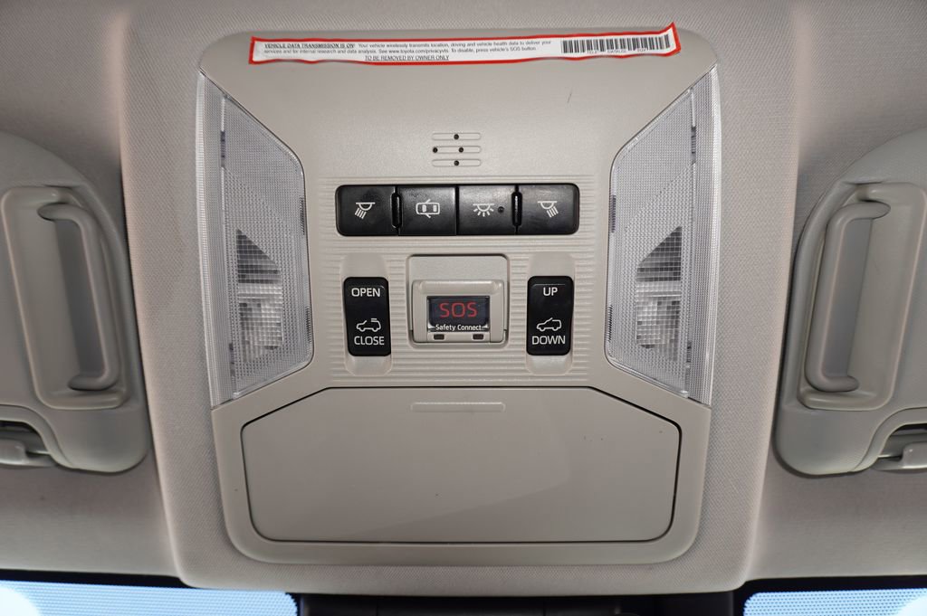 Used 2019 Toyota RAV4 Limited w/ Carpet Mat Package AWD/4WD image 20