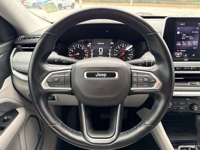 Used 2022 Jeep Compass Latitude w/ Sun and Sound Group image 14