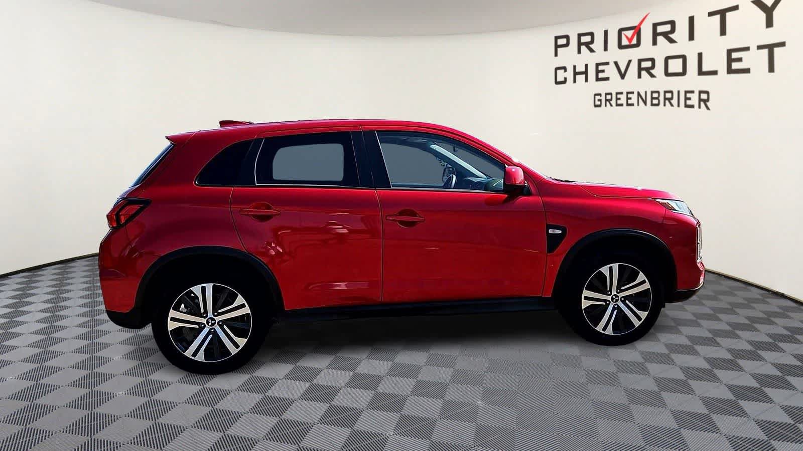 Used 2025 Mitsubishi Outlander Sport AWD image 9