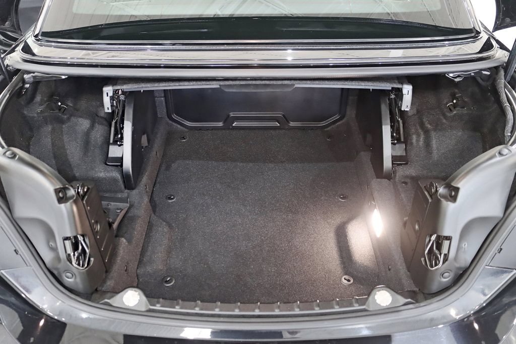 Used 2018 BMW M4 Convertible RWD image 36