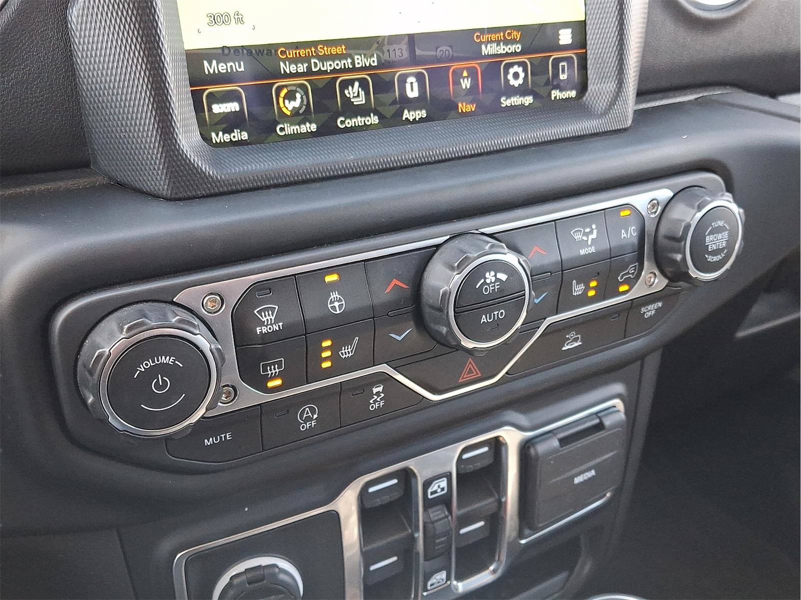 Used 2022 Jeep Gladiator Overland w/ Popular Equipment Package image 15