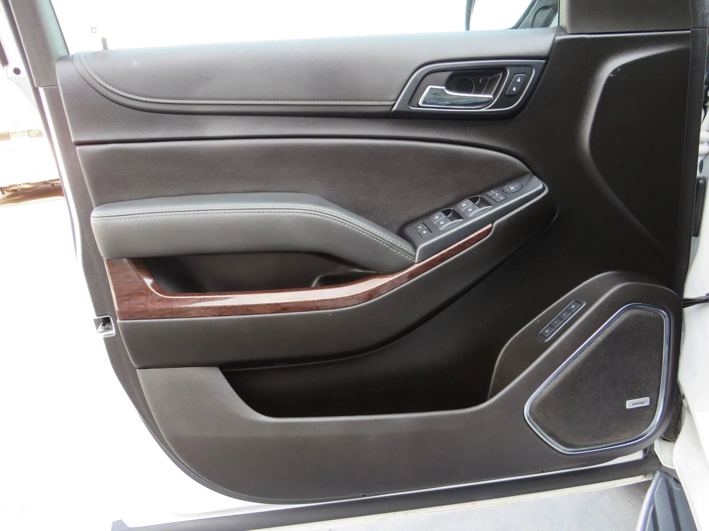 Used 2019 GMC Yukon XL SLT image 50