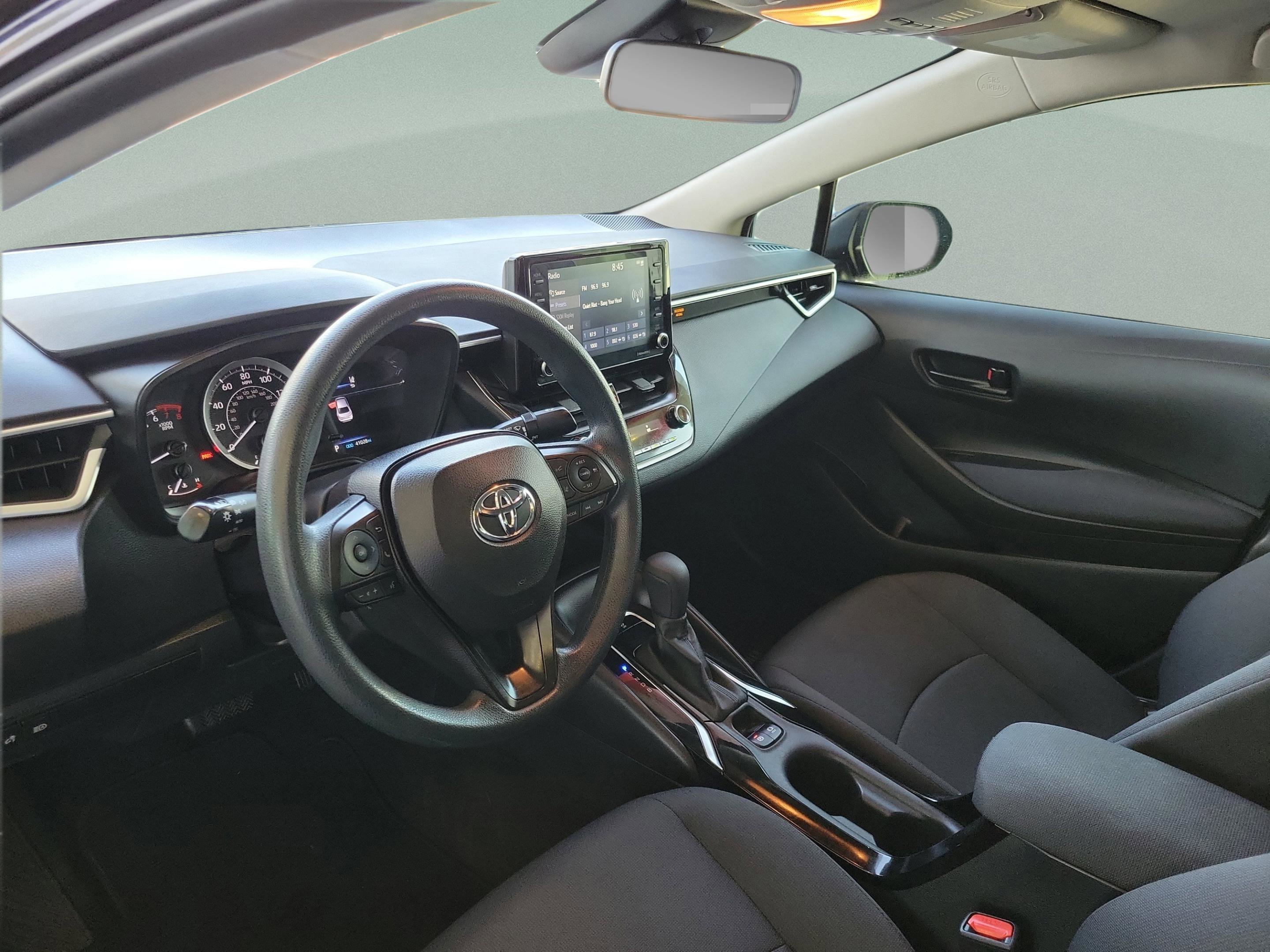 Used 2022 Toyota Corolla LE FWD image 26