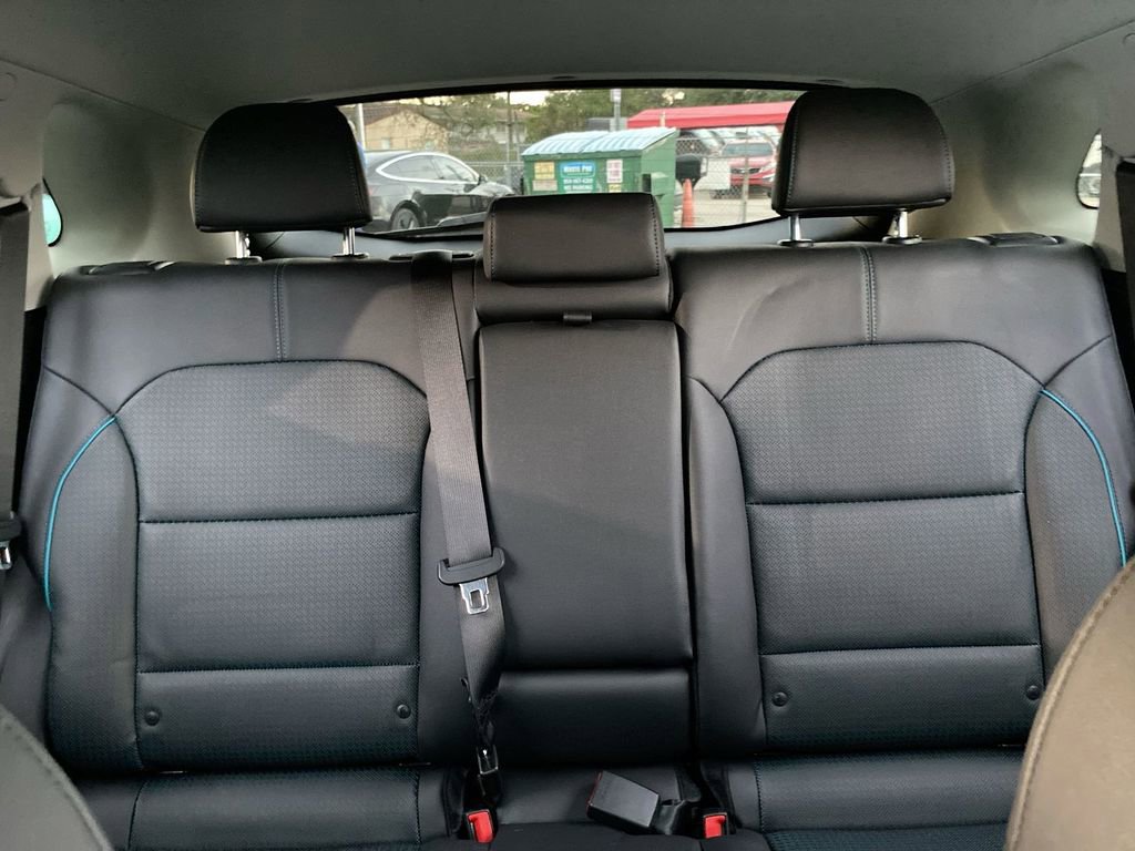 Used 2021 Kia Niro EX Premium w/ Cold Weather Package image 41