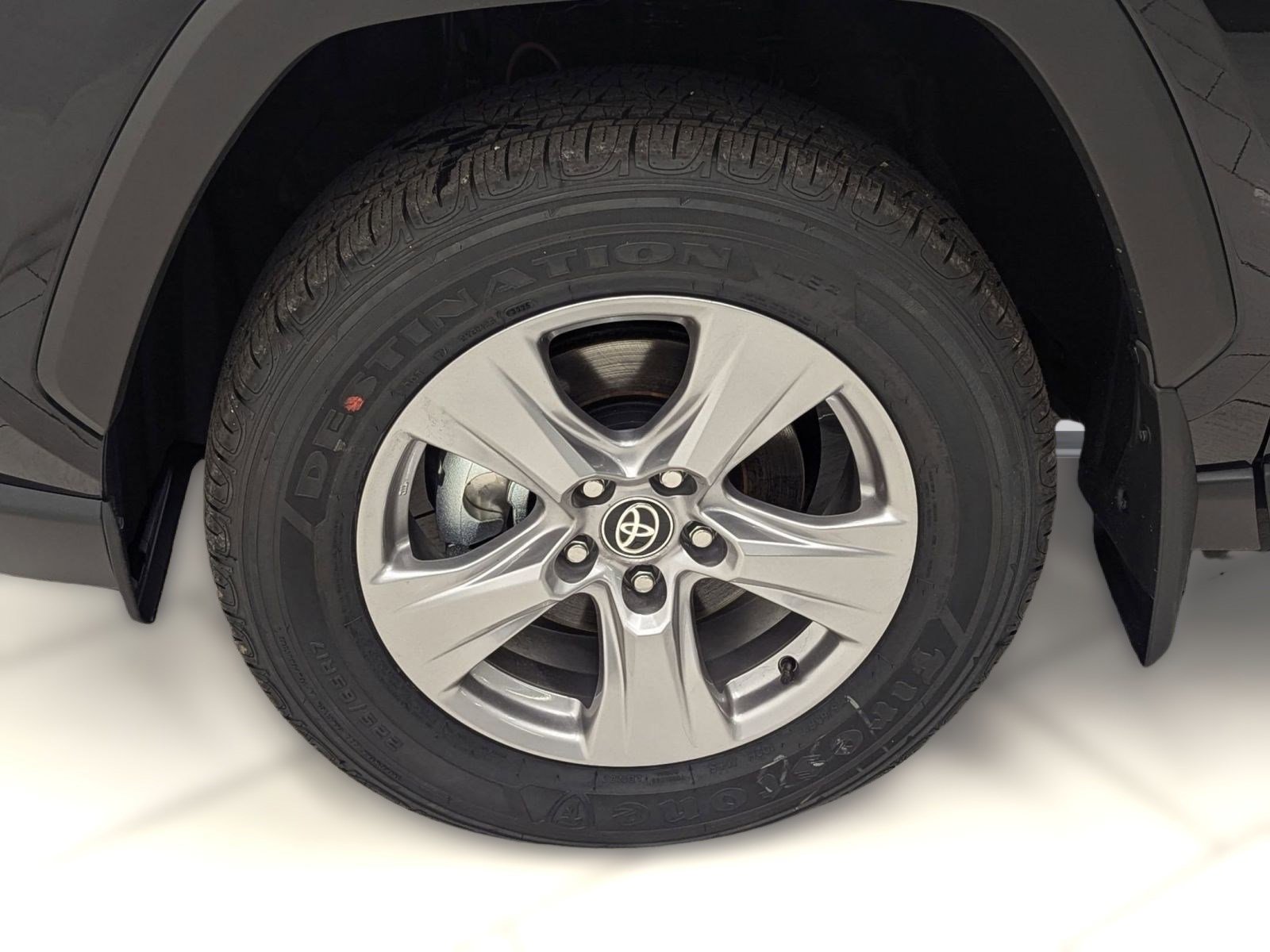 New 2025 Toyota RAV4 XLE image 9