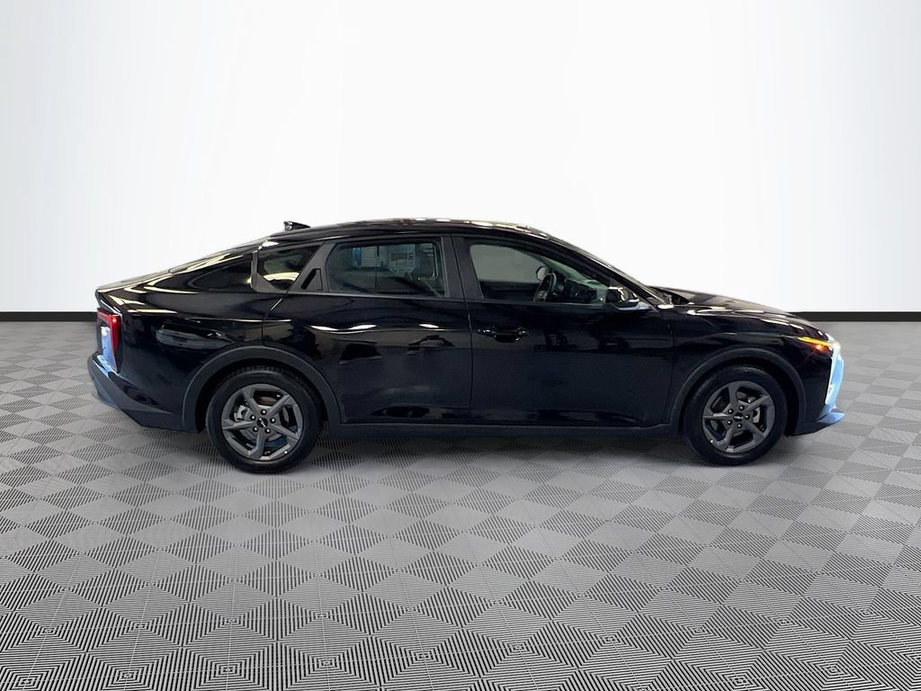 Used 2025 Kia K4 FWD image 8