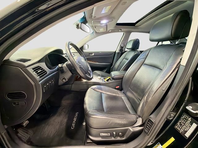 Used 2009 Hyundai Genesis 3.8 w/ Technology Pkg 4 image 19