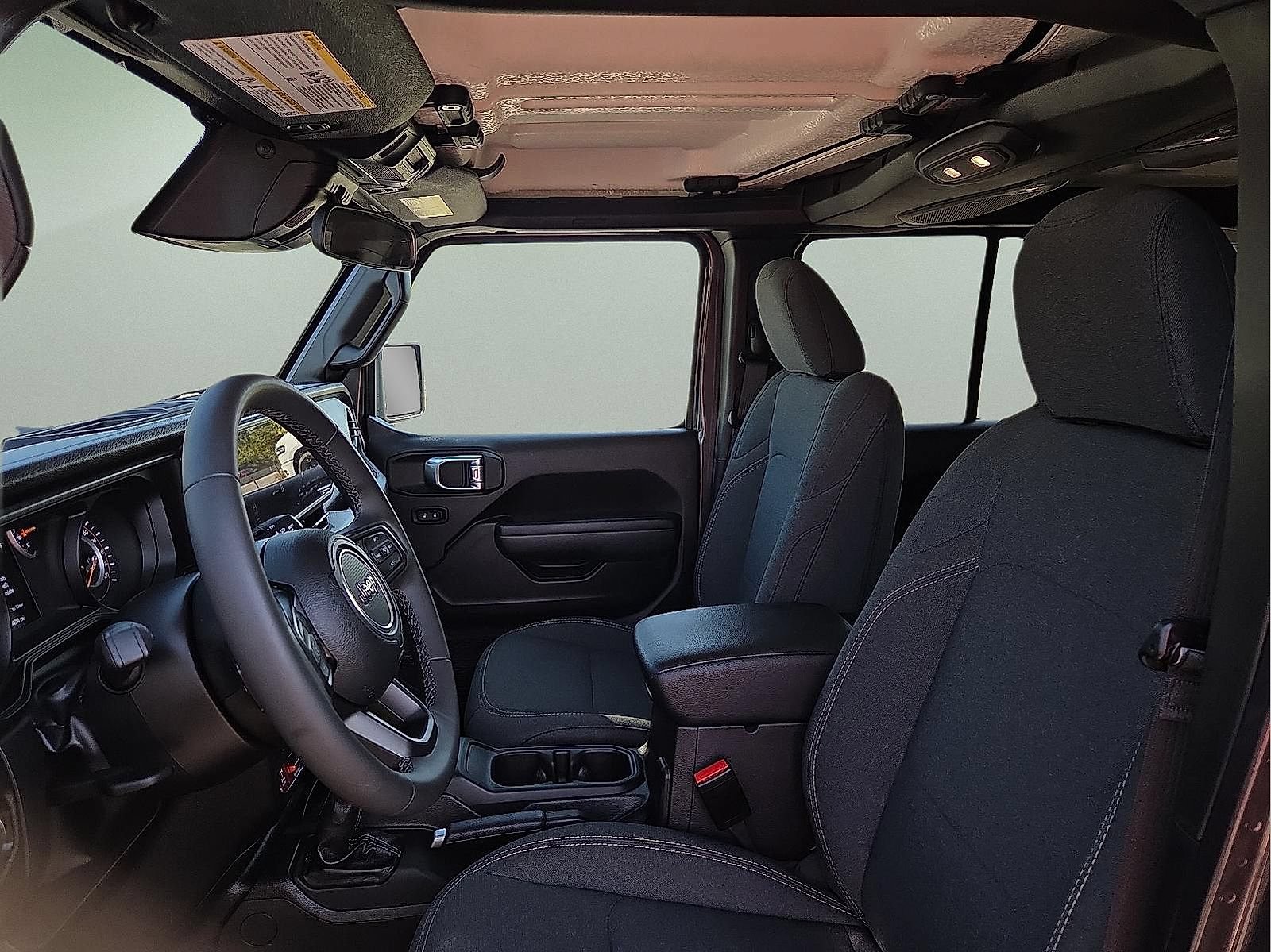 Used 2025 Jeep Wrangler Unlimited Sport AWD/4WD image 13
