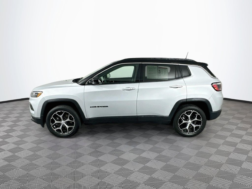 Certified 2024 Jeep Compass Limited AWD/4WD image 6