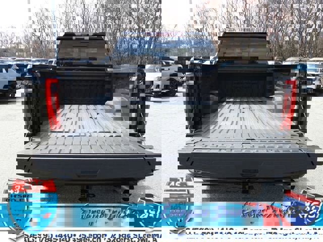 Used 2024 GMC Sierra 2500 Denali w/ Denali Reserve Package image 5