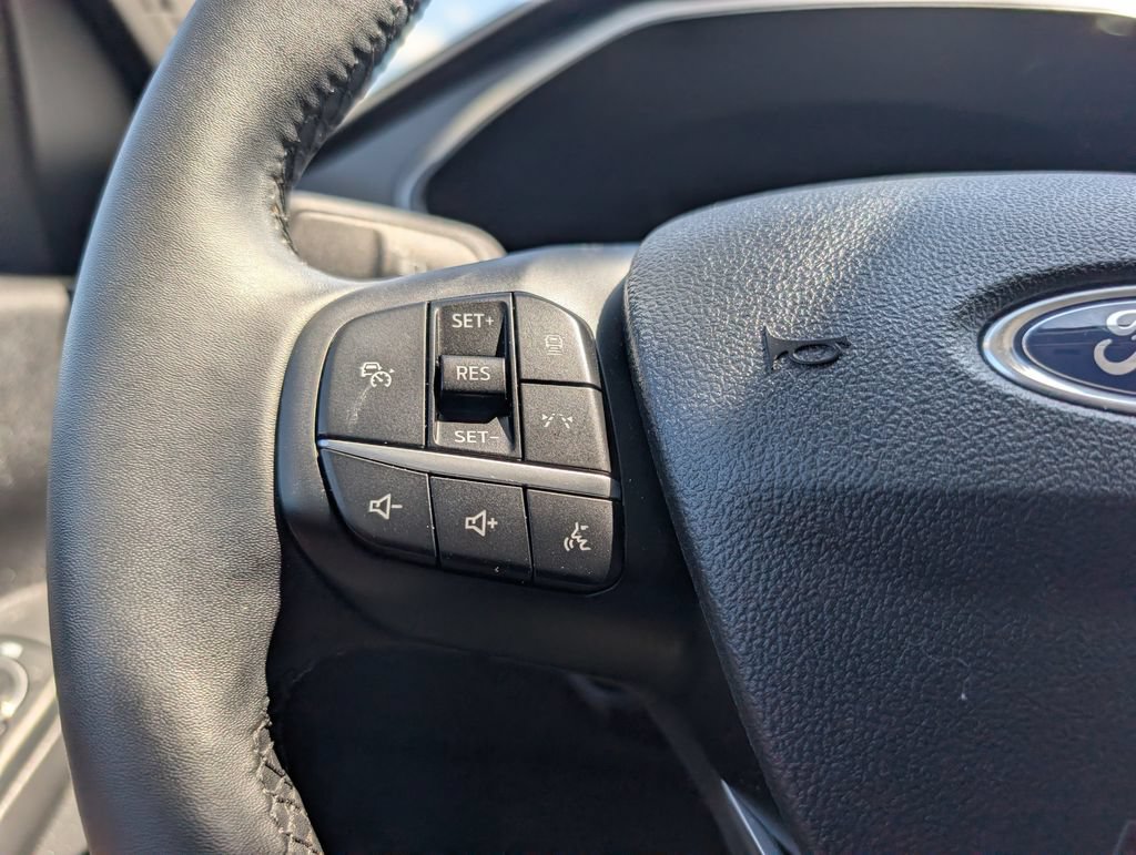 Used 2023 Ford Escape Active w/ Tech Pack #1 FWD image 21