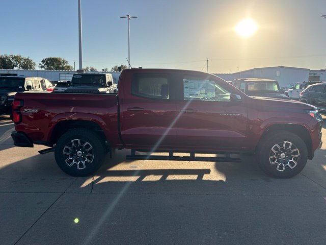 New 2026 Chevrolet Colorado Z71 w/ Technology Package AWD/4WD image 2