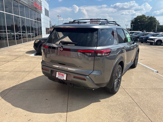 New 2026 Nissan Pathfinder SL w/ SL Premium Package FWD image 7