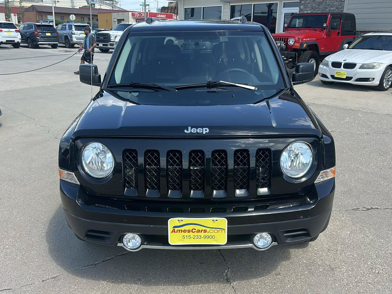 Used 2017 Jeep Patriot High Altitude FWD image 8