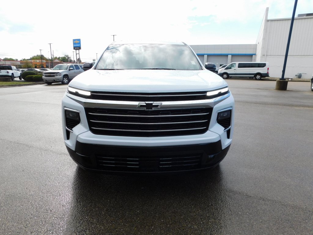 New 2026 Chevrolet Traverse High Country w/ LPO, Floor Liner Package image 8