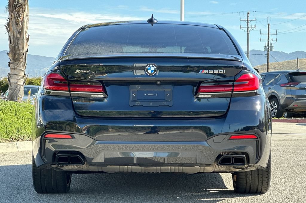Used 2023 BMW M550i xDrive w/ Executive Package AWD/4WD image 4