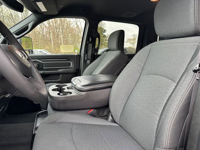 Used 2025 RAM 2500 Big Horn AWD/4WD image 39