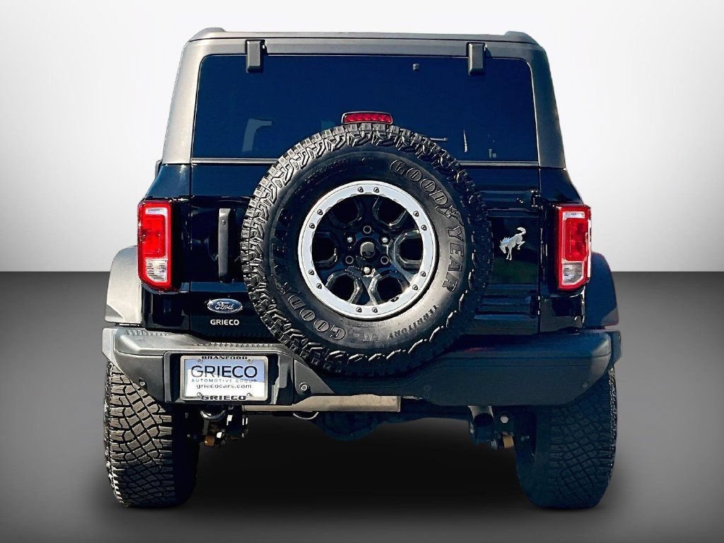 Used 2023 Ford Bronco Black Diamond w/ Sasquatch Package AWD/4WD image 6