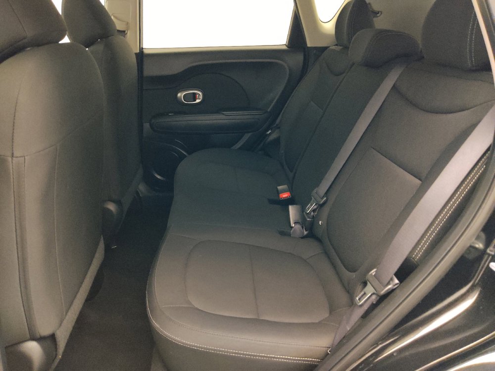 Used 2019 Kia Soul FWD image 18