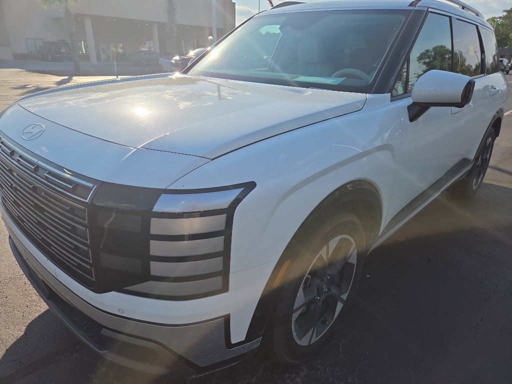 Used 2026 Hyundai Palisade Limited image 1