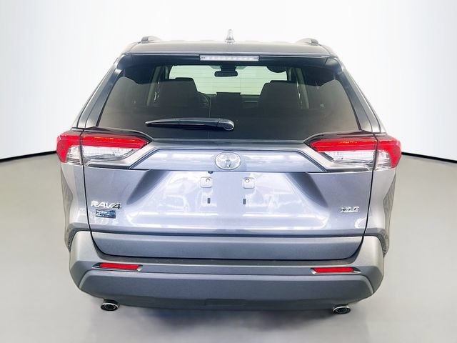 Used 2025 Toyota RAV4 XLE w/ Convenience Package FWD image 7