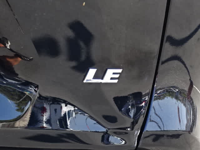 Certified 2025 Toyota RAV4 LE FWD image 14
